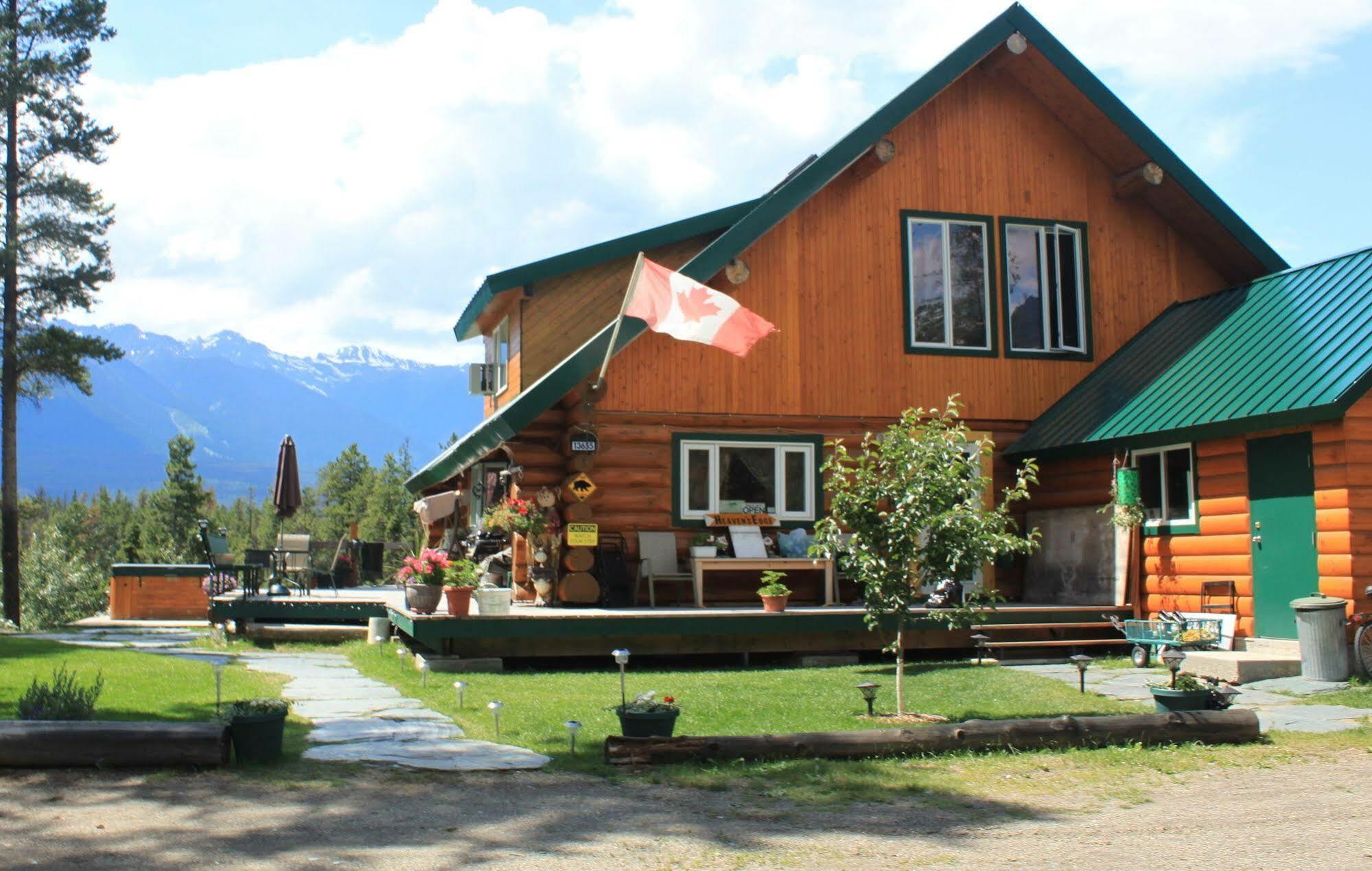 Heavens Edge Mountain Lodge Valemount Luaran gambar